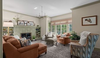 168 Castle Blvd, Akron, OH 44313