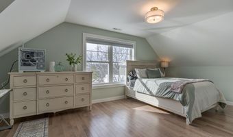 22 Sunrise Cir, Auburn, NH 03032