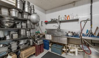 31 COTTAGE St, Bayonne, NJ 07002