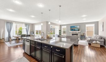 15788 Fair Hill Way, Apple Valley, MN 55124