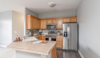 544 Kelsey Ln, Altoona, IA 50009