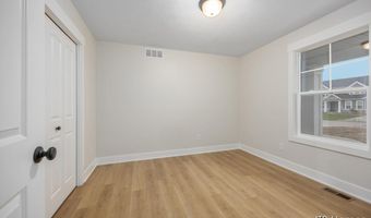 11440 Shoreline Dr 110, Allendale, MI 49401
