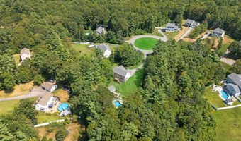 46 Isaac Foss Rd, Chester, NH 03036