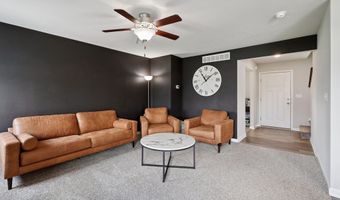2714 NW 23rd St, Ankeny, IA 50023