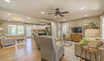 127 SYCAMORE St, Adamsville, TN 38310