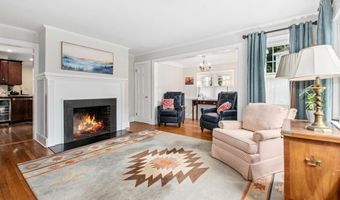 15 Devonshire Dr, Darien, CT 06820