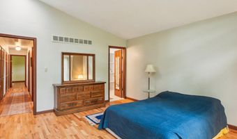 4787 Dawson Dr, Ann Arbor, MI 48103