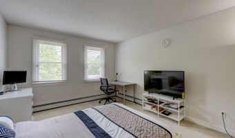 11 Lexington Rd, Avon, CT 06001