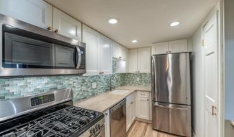 322 OLD FORGE Xing 322, Devon, PA 19333