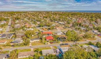 710 CAVALLA Rd, Atlantic Beach, FL 32233