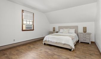 31 Kimball Rd, Amesbury, MA 01913