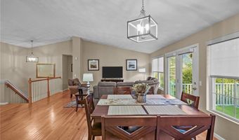 2 Mulberry Dr, Cranston, RI 02921