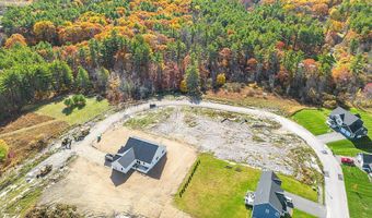 95 Fieldstone Dr, Augusta, ME 04330