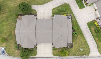 2511 Big Bear Ln 15, Indianapolis, IN 46217