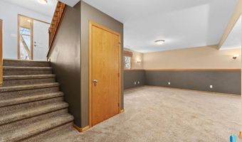 117 Thad St, Brandon, SD 57005