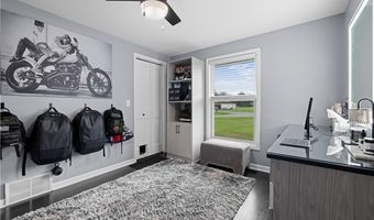 1203 Greenfield Dr, Alden, NY 14004