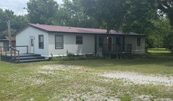 910 Texas Ave, Baxter Springs, KS 66713