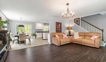 4209 HAWKINS Ln, Barboursville, VA 22923