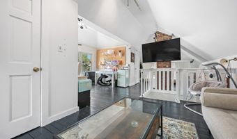604 Wood Ave, Bridgeport, CT 06604