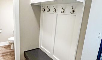5820 Allerton Dr, Ames, IA 50014