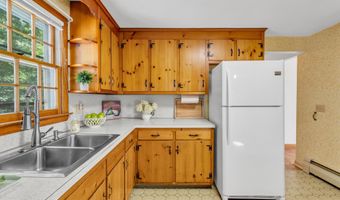 25 Goose Hill Rd, Chester, CT 06412