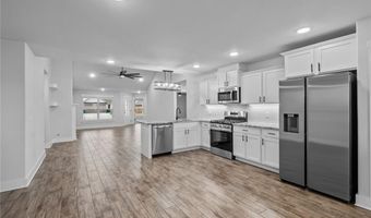 330 Palm St, Bentonville, AR 72713