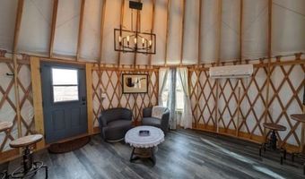 151 S Nomad Way, Big Water, UT 84741