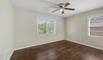 1925 W Whitney Ave, Albany, GA 31707
