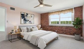 1 Tupperware Dr 316, North Smithfield, RI 02896