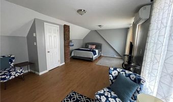 29 Anthony St, Newport, RI 02840