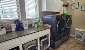 222 Hamilton Ridge Ave, Alamogordo, NM 88310