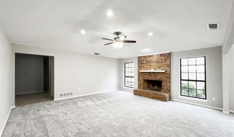4021 Morman Ln, Addison, TX 75001