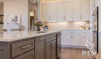 44 Sugar Bars Dr, Cody, WY 82414