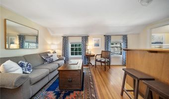 33 Kay St, Newport, RI 02840