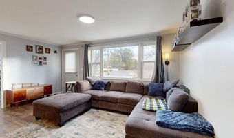 6 Cecile Ave, Augusta, ME 04330