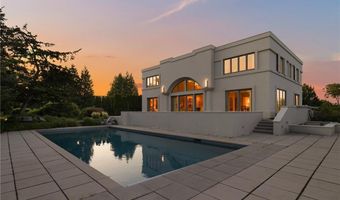 283 Ocean Ave, Newport, RI 02840