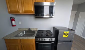 16 N Iowa Ave, Atlantic City, NJ 08401