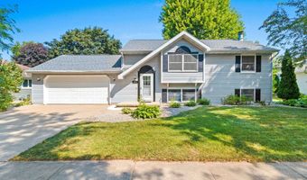 3024 E FOREST St, Appleton, WI 54915