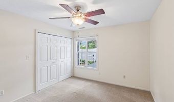 838 Lynnhaven Ln, Akron, OH 44313