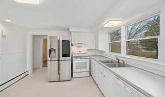 1737 Wampanoag Trl, Barrington, RI 02806
