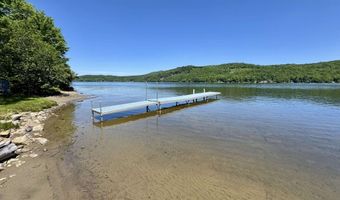 140 Lakeside Ln, Barton, VT 05839