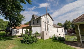 1134 Atchison St, Atchison, KS 66002