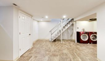 640 CHESAPEAKE St SE, Washington, DC 20032
