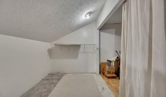 4935 Tanners Spring Dr, Alpharetta, GA 30022