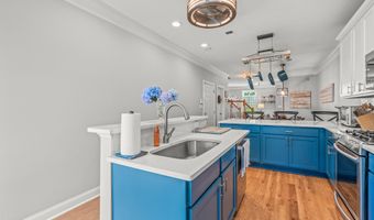 10 Grove Ct 20, Asbury Park, NJ 07712