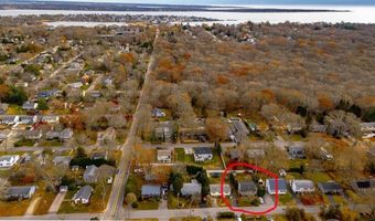 59 Spice Bush Trl, Narragansett, RI 02882