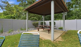 1238 Hunters Walk, Ashland, OH 44805