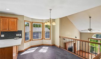 204 E 8th St, Adrian, MO 64720