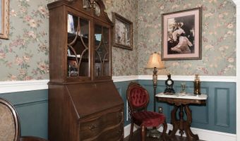 2004 SEVEN MEADOWS Ln, Appomattox, VA 24522