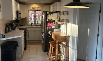 321 Laten Knight Rd, Cranston, RI 02921